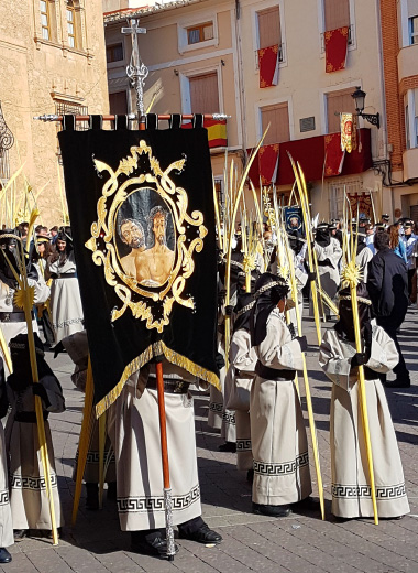Estandarte de la Cofradía de La Sentencia en la procesión